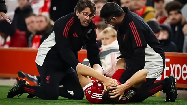 Liverpool’s New Signing Leoni Faces Months Out After Tearing Cruciate on Debut