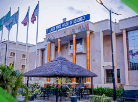 L’État de Lagos poursuit l’Assemblée nationale du Nigeria pour outrage dans l’affaire du Central Gaming Bill